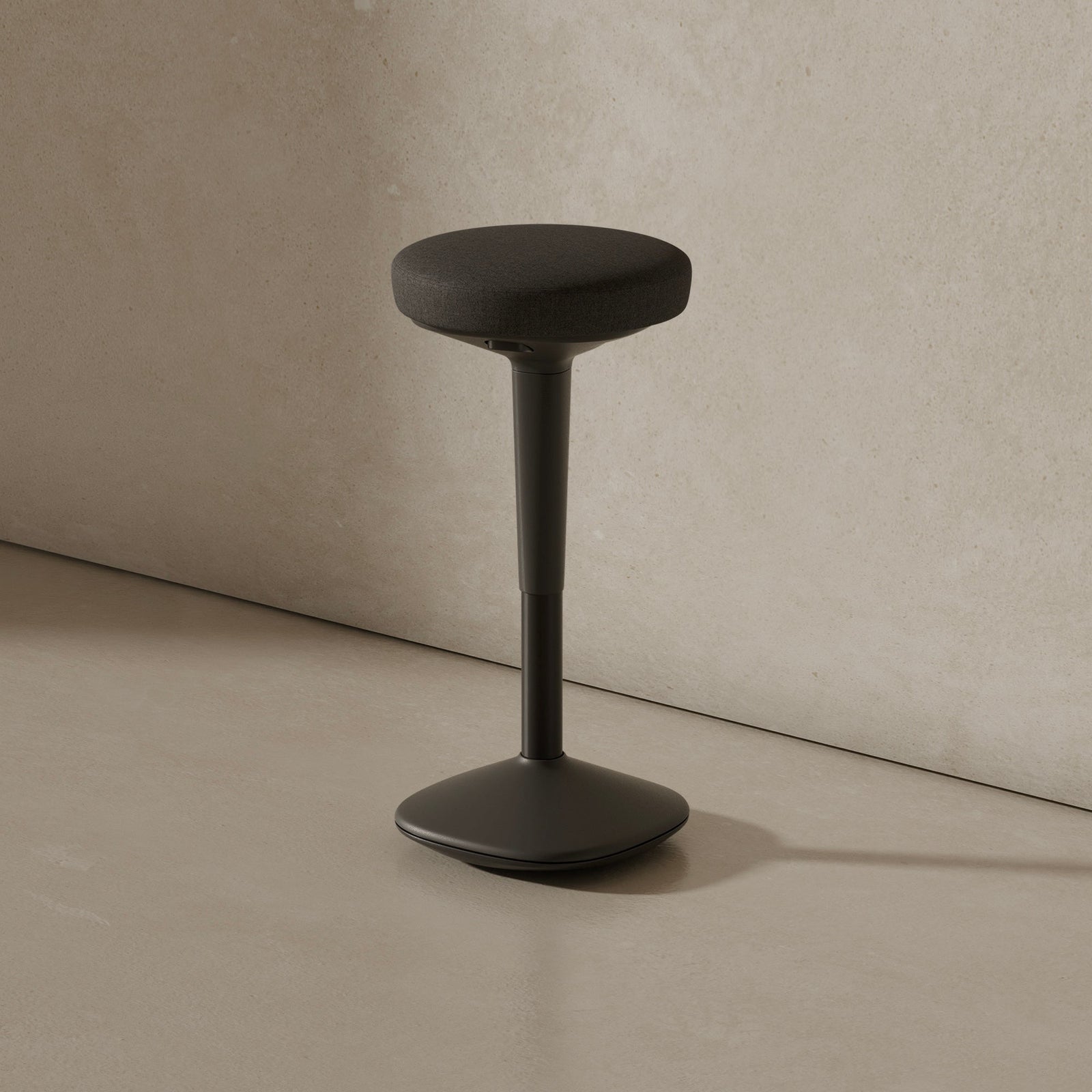 Wobble stool