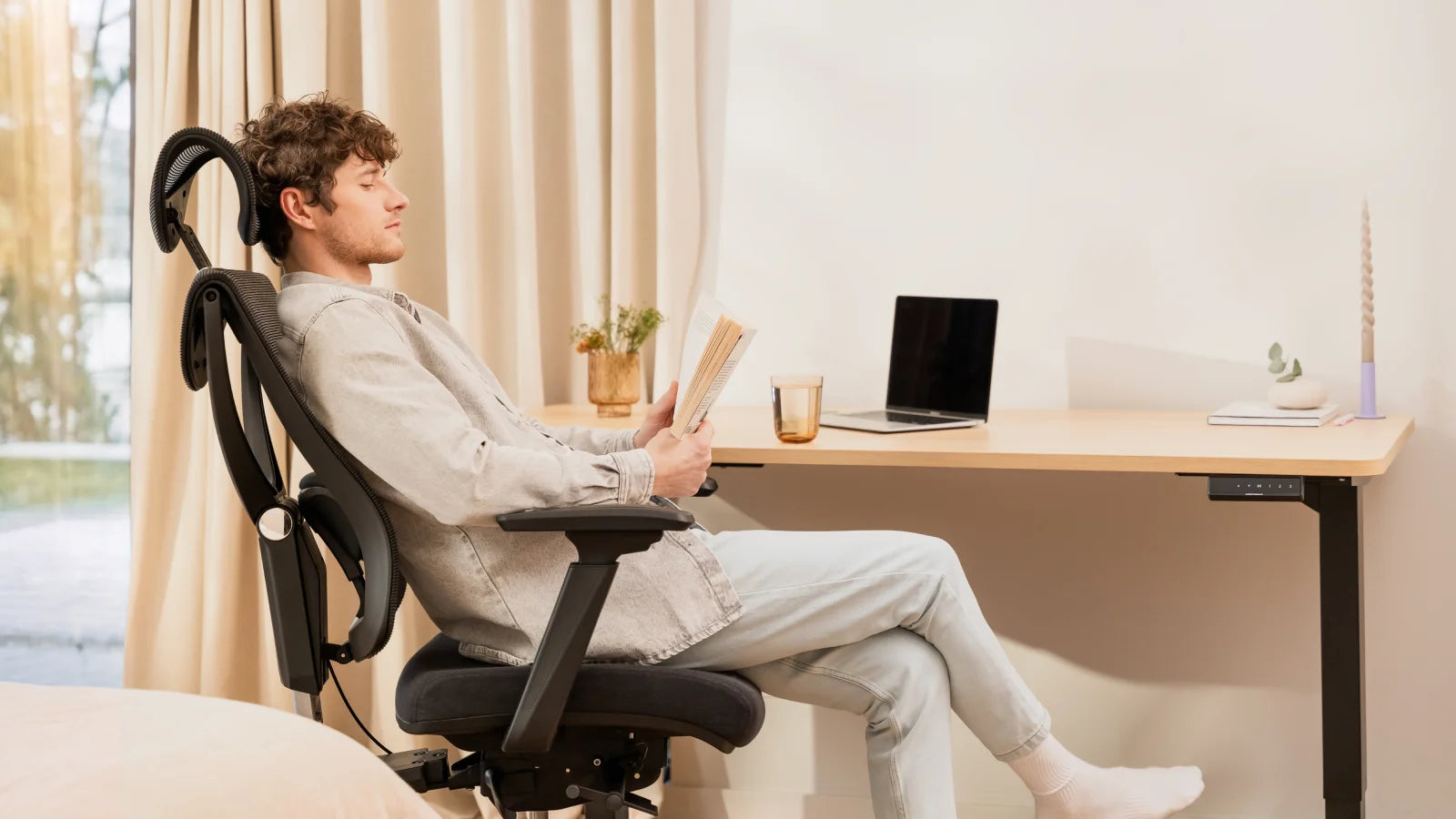 How often should you take a break from your desk?